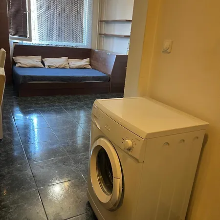 Lozenets Close To Metro Station And Centre Of Town Апартамент София